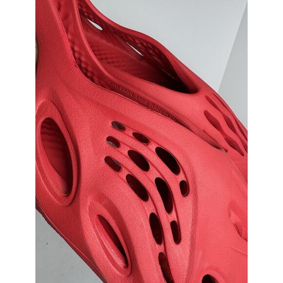 adidas Yeezy Foam Runner Vermilion Red GW3355 Men’s Size 14 US Shoes Clogs